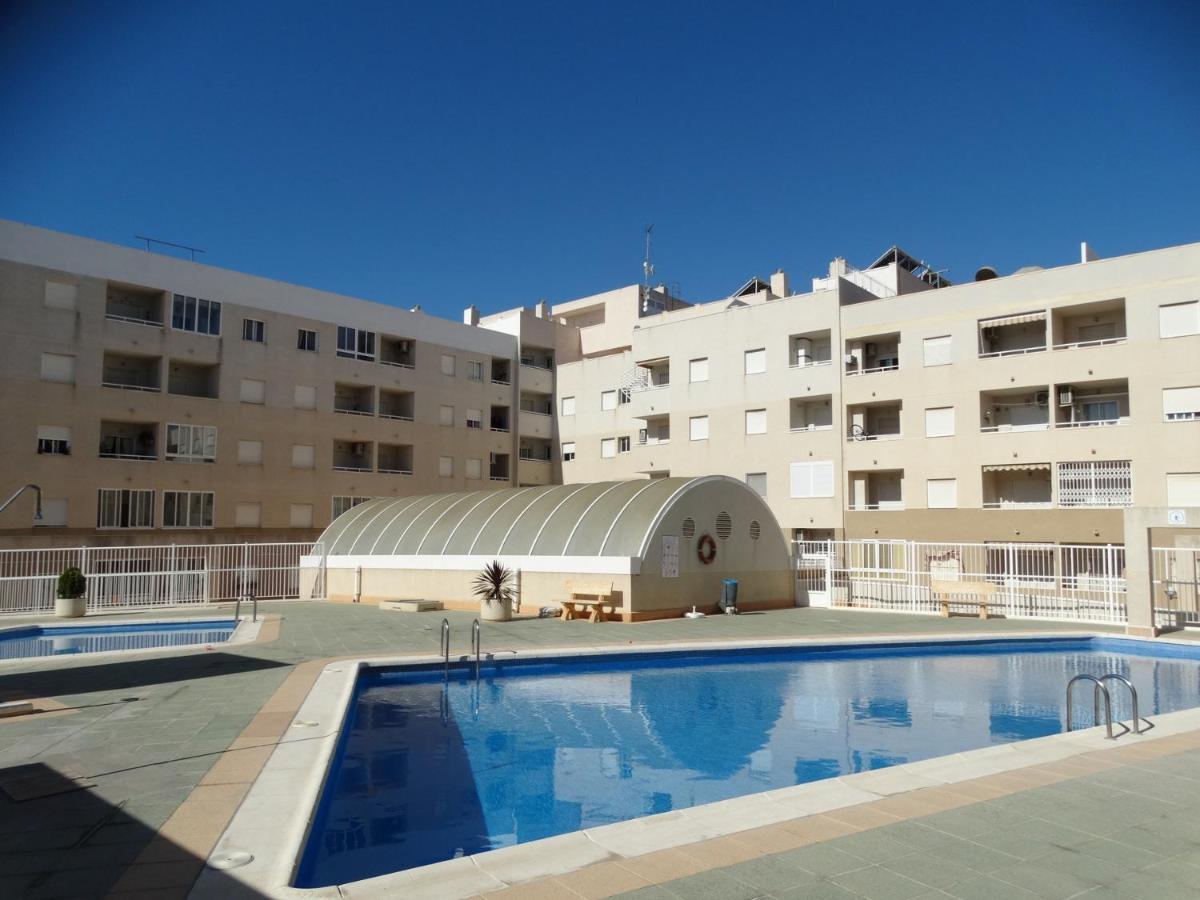 Apartamento Laguna Rosa Torrevieja Luaran gambar